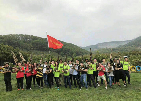 戶外團建有利于提高團隊人員的認知水平