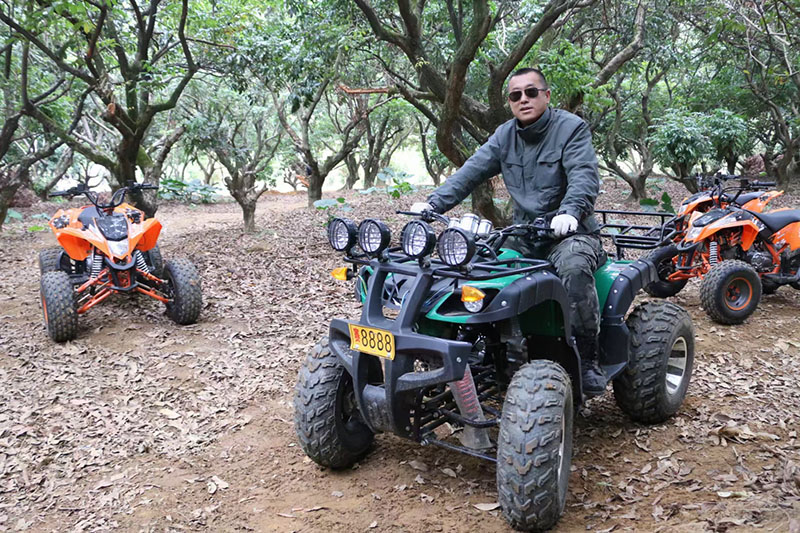 深圳周邊游農(nóng)家樂旅游項目山地越野車